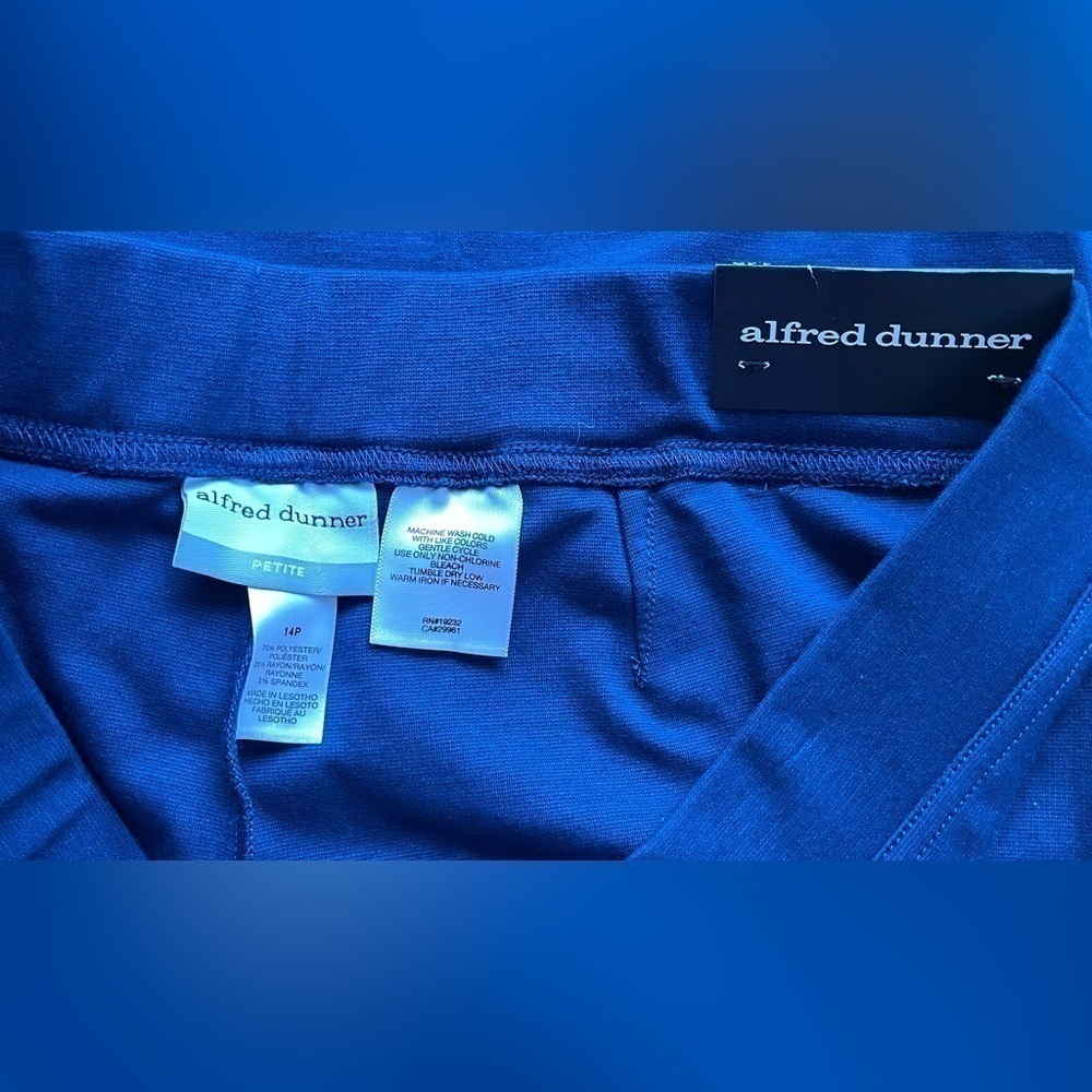 Alfred Dunner Slacks NWT - Picture 3 of 4